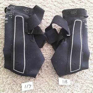 DONJOY - Ankle Brace - Black/Silver - Left & Right (Sold Together or Separate)